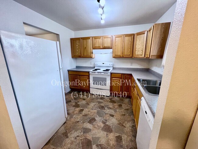 Photo - Blanco Ave. Duplexes Unidad 868 Blanco Ave, CB