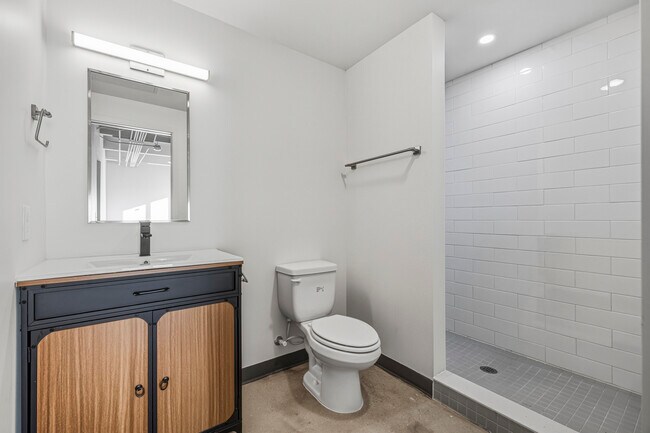 Photo - 415 S Weber St