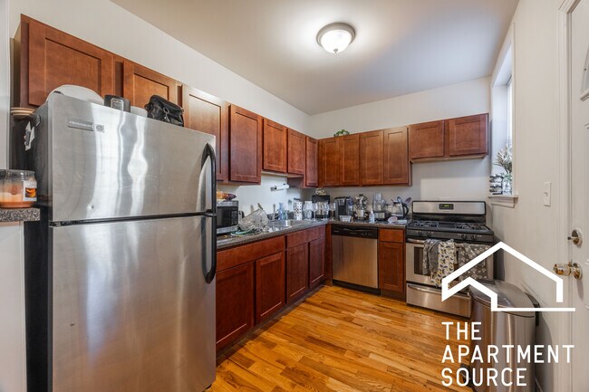 Photo - 630 W Cornelia Ave Unidad S1