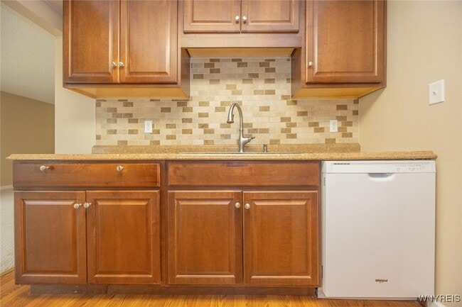 Photo - 2507 Cayuga St