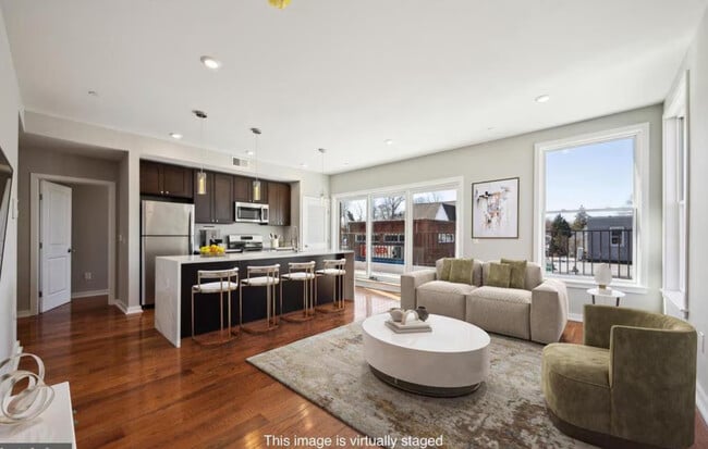 Building Photo - The George Rental