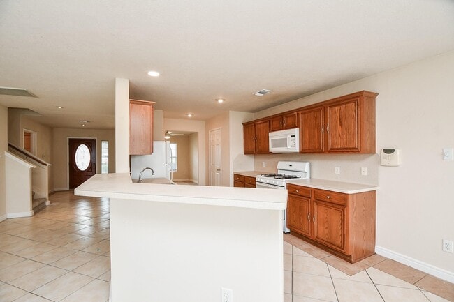 Photo - 6626 Barker Bend Ln