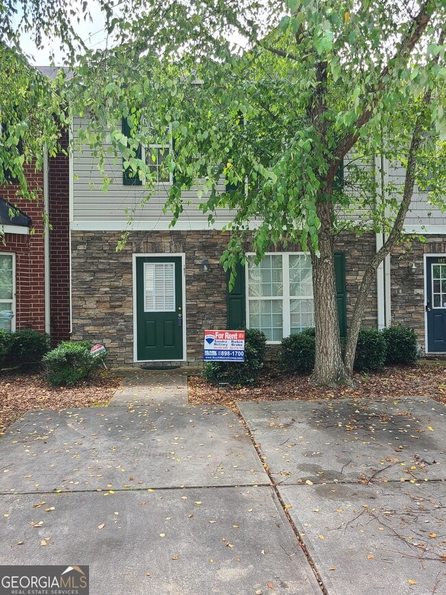 Building Photo - 1831 Grove Way Rental