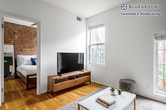 Photo - 1826 Vernon St NW Unit FL1-ID180