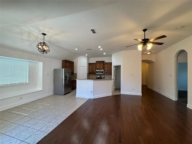 4036 Eric Dr