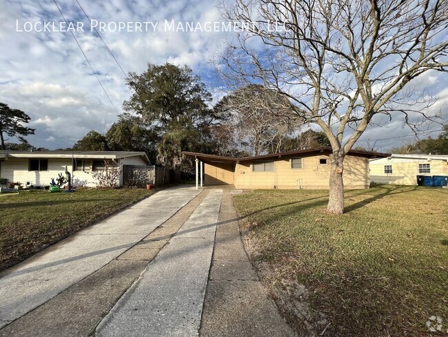 Building Photo - **Coming Soon! Charming 3-Bedroom Home in ...