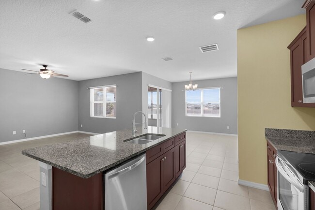 Photo - 3/2 Home In Upscale 55+ Gated Community