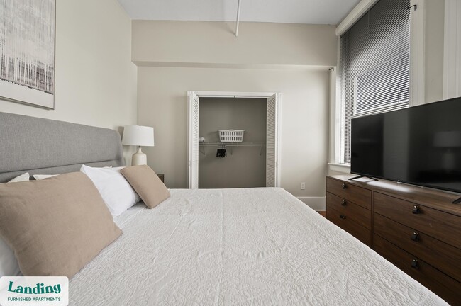 Photo - 211 Union St Unidad 813