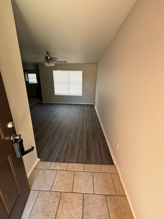 Photo - 954-956 N. Daisy Ln. Unit DAISY 954-1