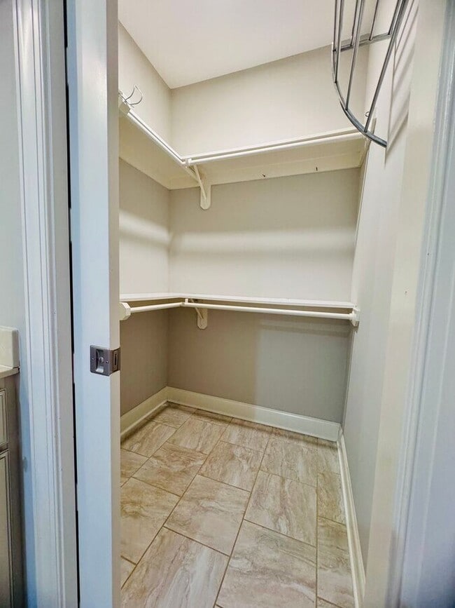 Photo - 1665 Quail Cir