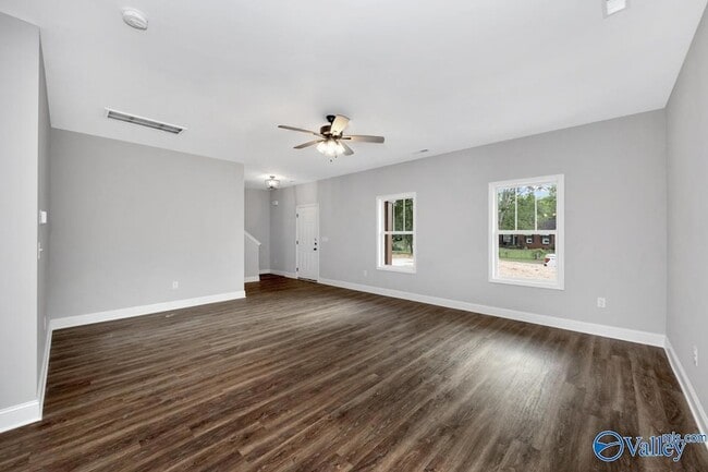 Photo - 1713 Golf Club Ln NW