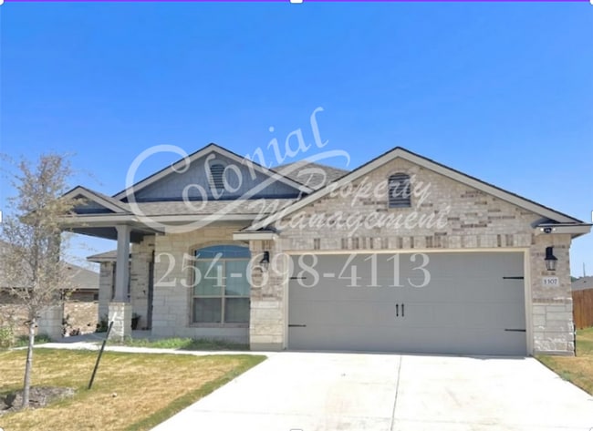 Building Photo - 1307 Cesarina St