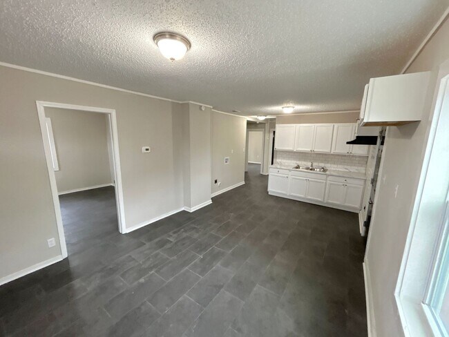 Photo - 2971 Forrest Ave