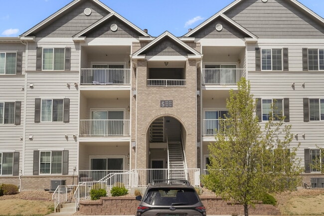 Photo - Spacious 3 bedroom in gated community Unit 5-304
