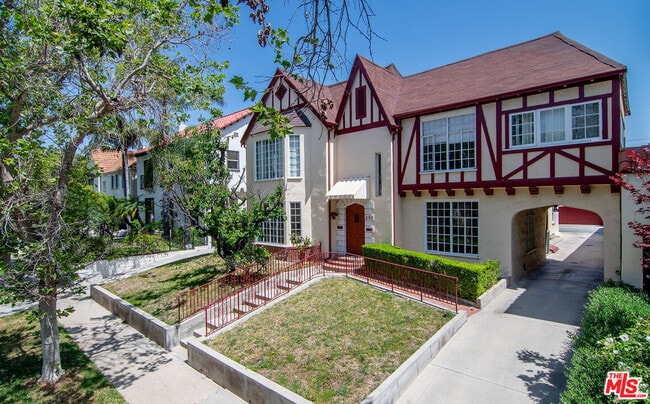 Photo - 342 N Orange Dr