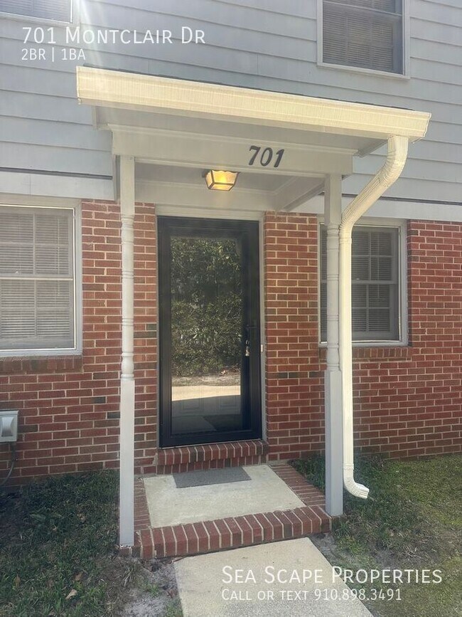 Photo - 701 Montclair Dr