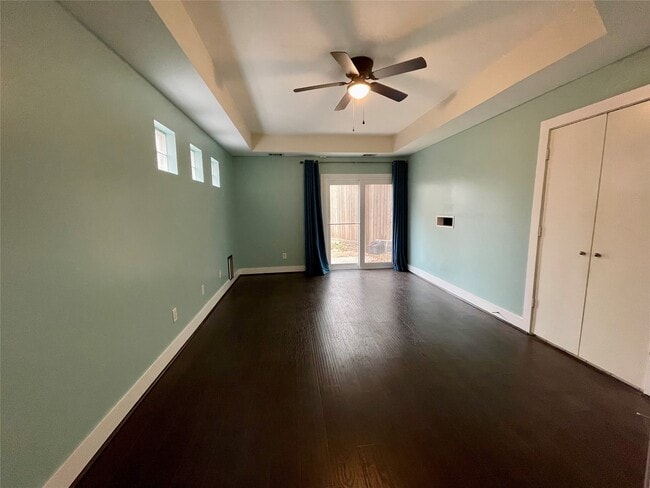Photo - 5901 Fairdale Ln
