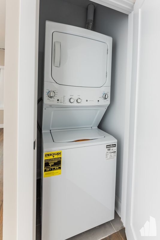 Photo - 3401 W Fullerton Ave