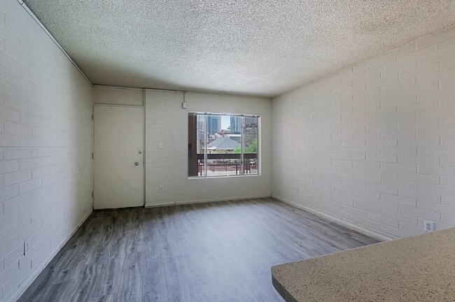 Ambassador West Apartments
