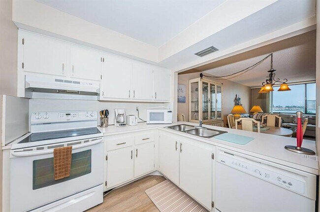 6218 Palma Del Mar Blvd S Unit 507