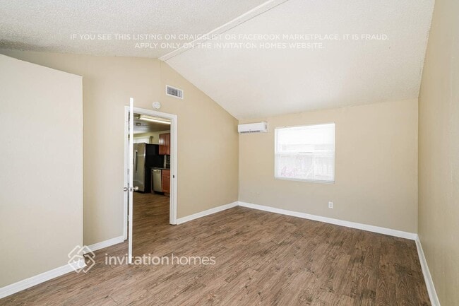 Photo - 6405 Regatta Ct