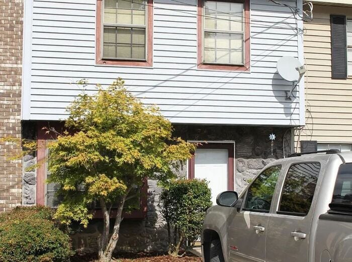 Photo - 1937 Springlake Ct Townhome