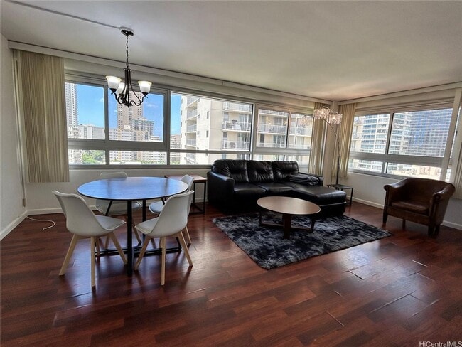 Photo - FAIRWAY MANOR