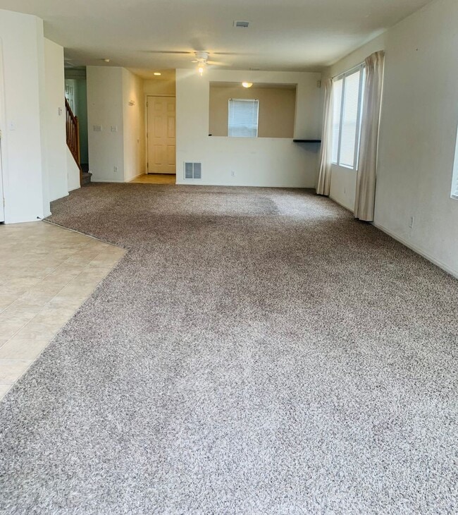 Photo - 3 Bedroom 2 Bathroom Townhome Close to DIA