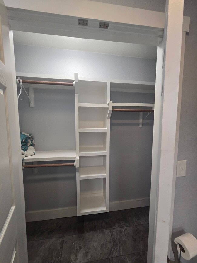 Photo - 1305 N Main St