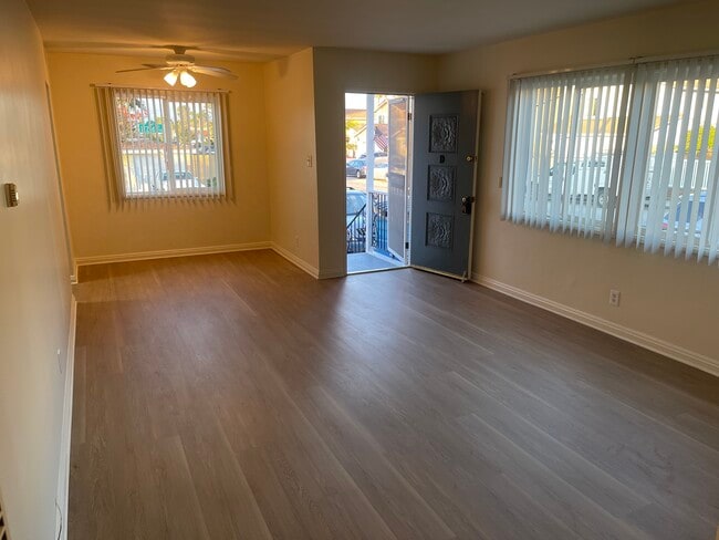Entry to Living Room. Dining Area to left - 4700 W 172nd St Unit D