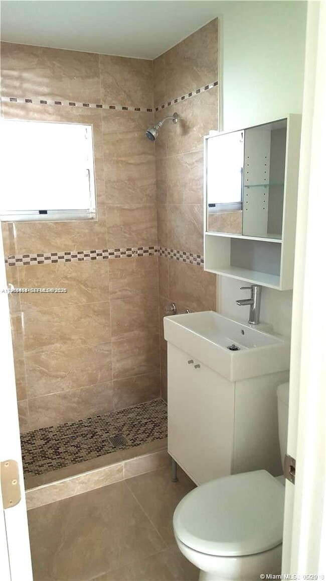 Photo - 2443 Coolidge St