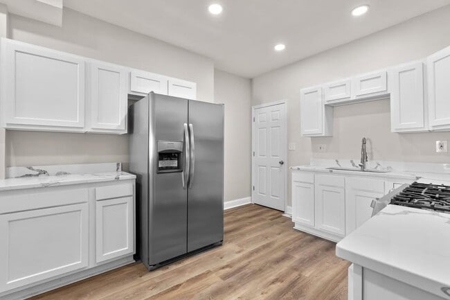 Photo - 2429 Ashland Ave