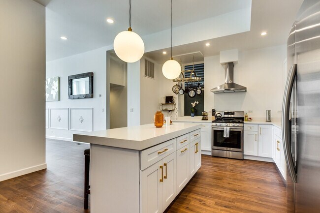 Photo - 706 N Racine Ave Unidad SI ID1255556P