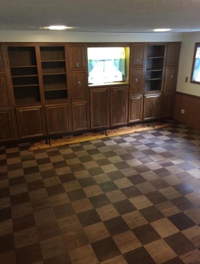 Photo - 3 bedroom 2 bath home! West Lafayette! Ready 8/1/19