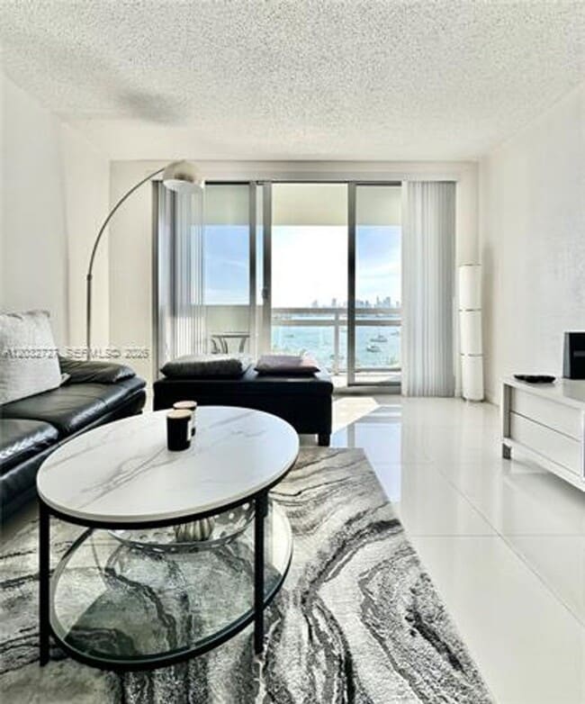 Photo - 1500 Bay Rd Unidad 1500 Bay Rd # 820S