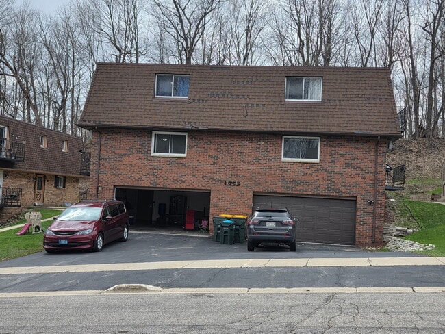 Building Photo - 524 Marshal Ct Unit B
