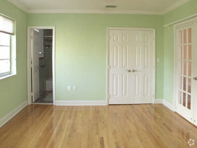 Bedroom - SoBe Apartment Rentals