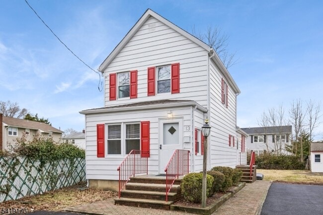 Photo - 13 William St