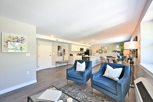 2 bedroom, 2 bathroom unit - Riverpark Apartments