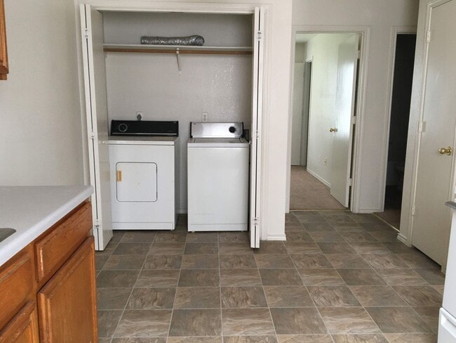 Photo - 1505 Benttree Dr Unit A