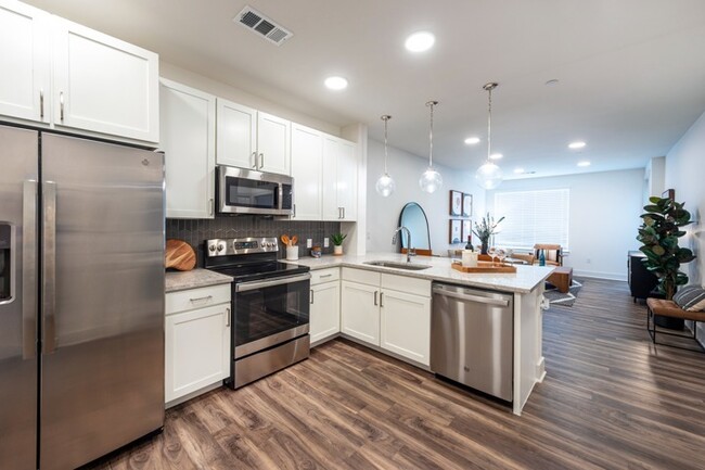 Luxury Living Made for You – All in One Pl... - Luxury Living Made for You – All in One Pl... Unidad CPTG1 Rental