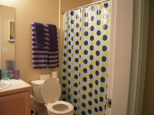 Photo - Fresh 3 bedroom - New Carpet new paint in Quatama area