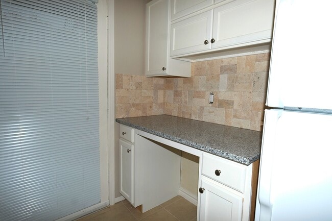 Photo - 7727 Meadow Park Dr Unit 111