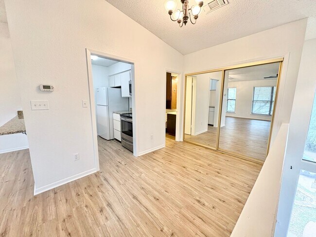 Photo - ***2 Bedroom 3 Bathroom Townhome for Lease in Horseshoe Bay, TX.***