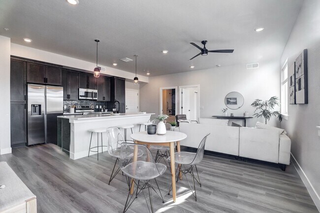 Photo - 1208 Quitman St Unidad 401