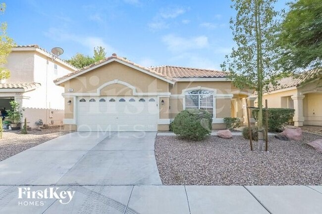 Building Photo - 1431 Red Sunset Ave