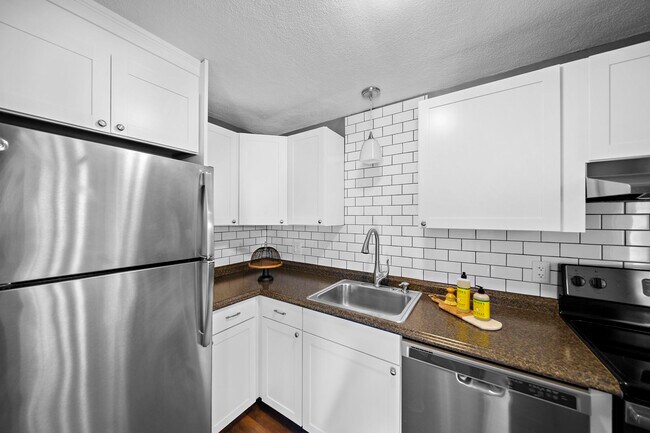 Photo - 80 Fountain Ln Unidad 7