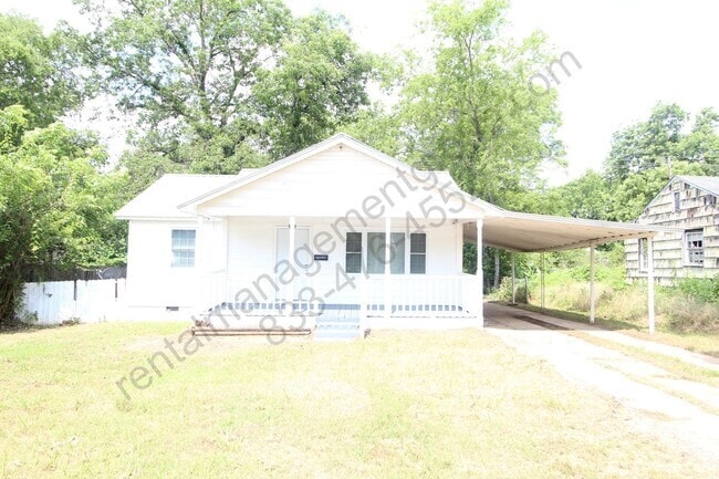 Building Photo - New On The Market with Fresh Updates!! Rental