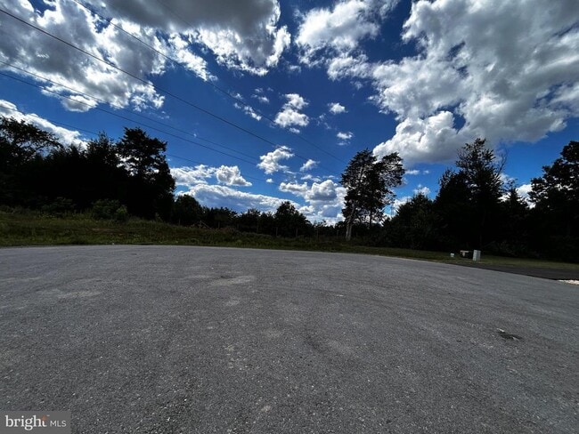 Photo - 220 Gentle Breeze Dr