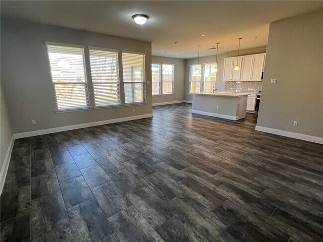 Photo - 1051 Kenney Fort Crossing